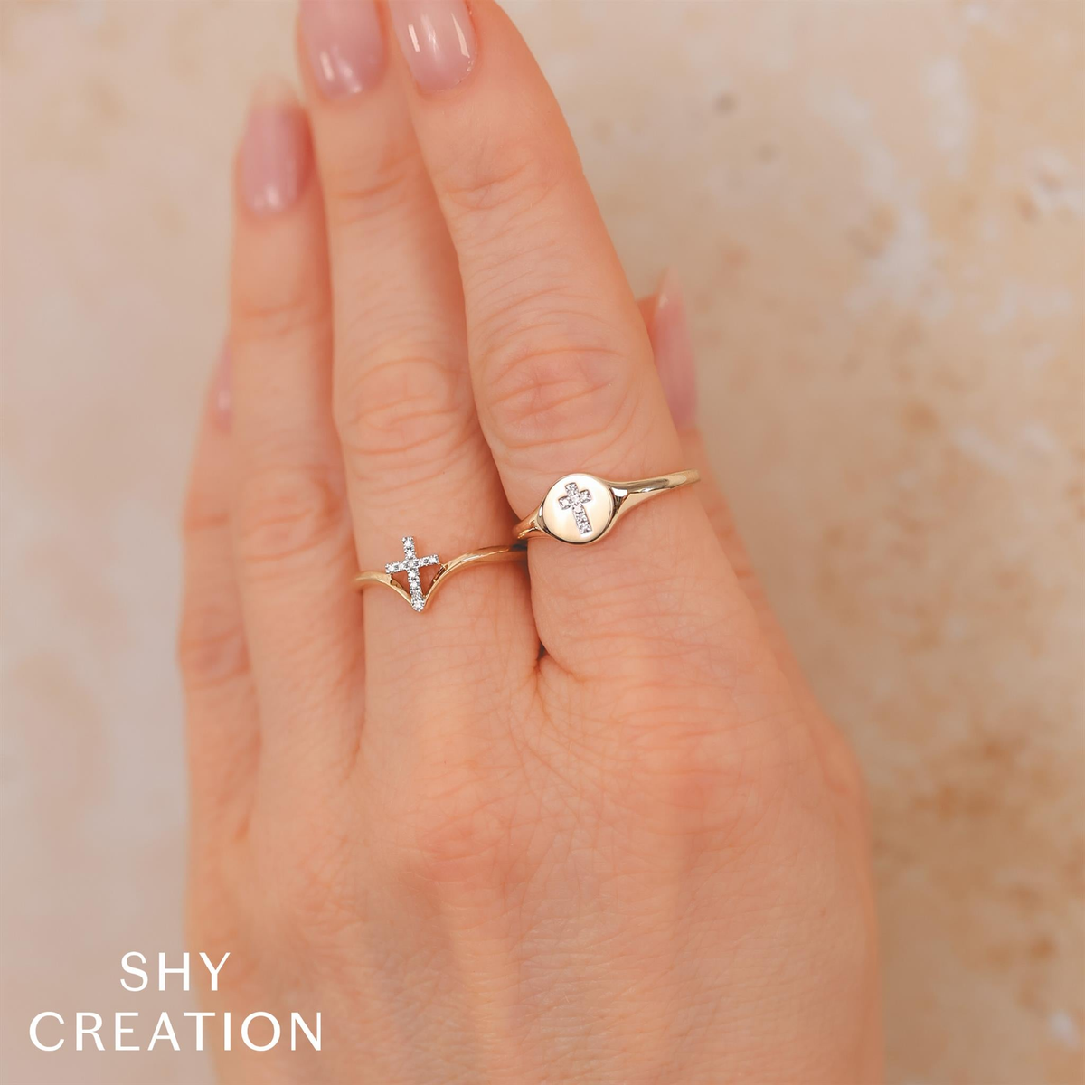 Shy Creation 14Kt White Gold Diamond Cross Ring