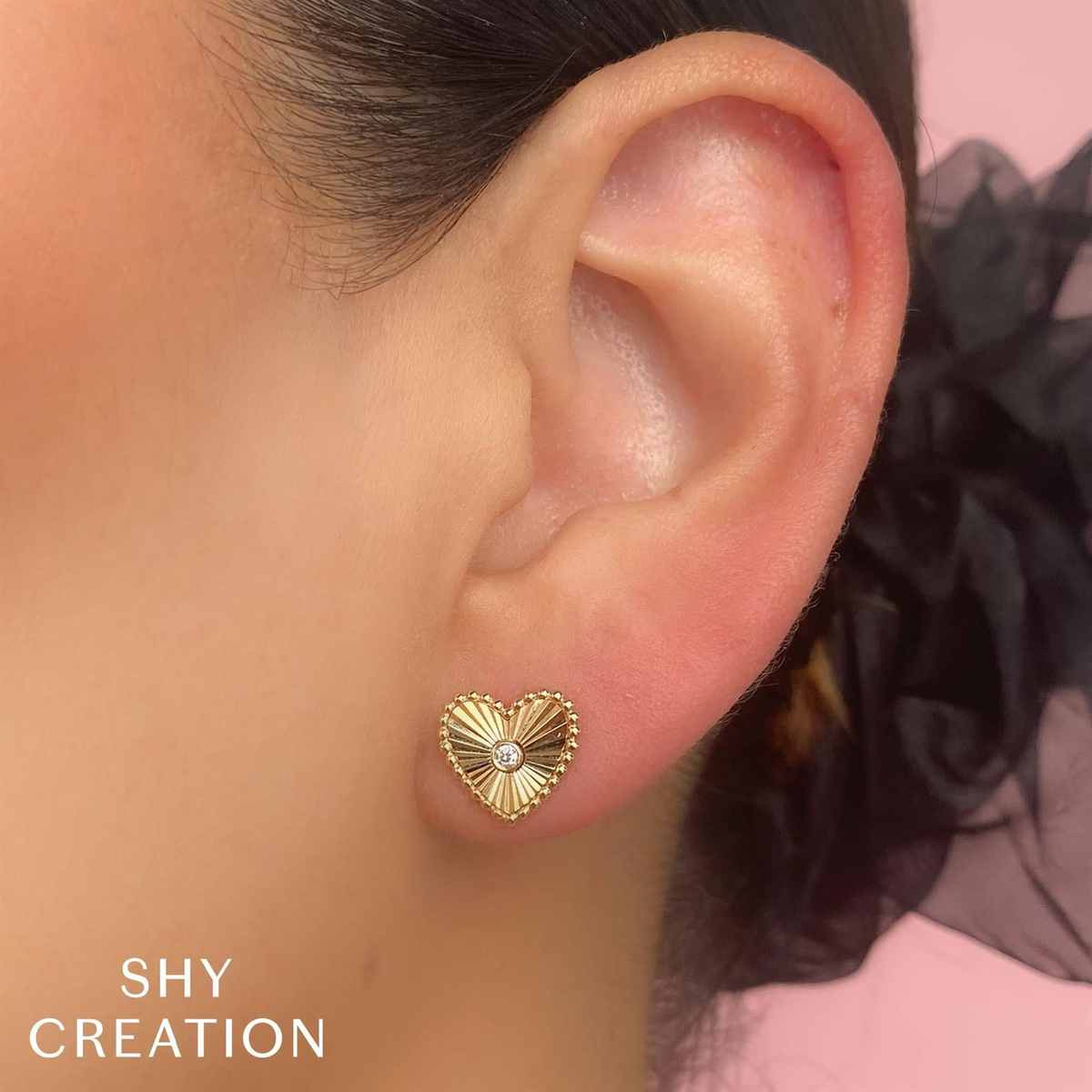 Shy Creation 14Kt Yellow Gold Bezel Set Natural Diamond Fluted Heart Stud Earrings