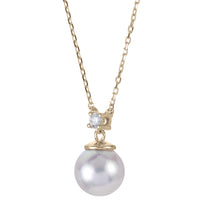 14Kt Yellow Gold Akoya Cultured Pearl Pendant with a Natural Diamond