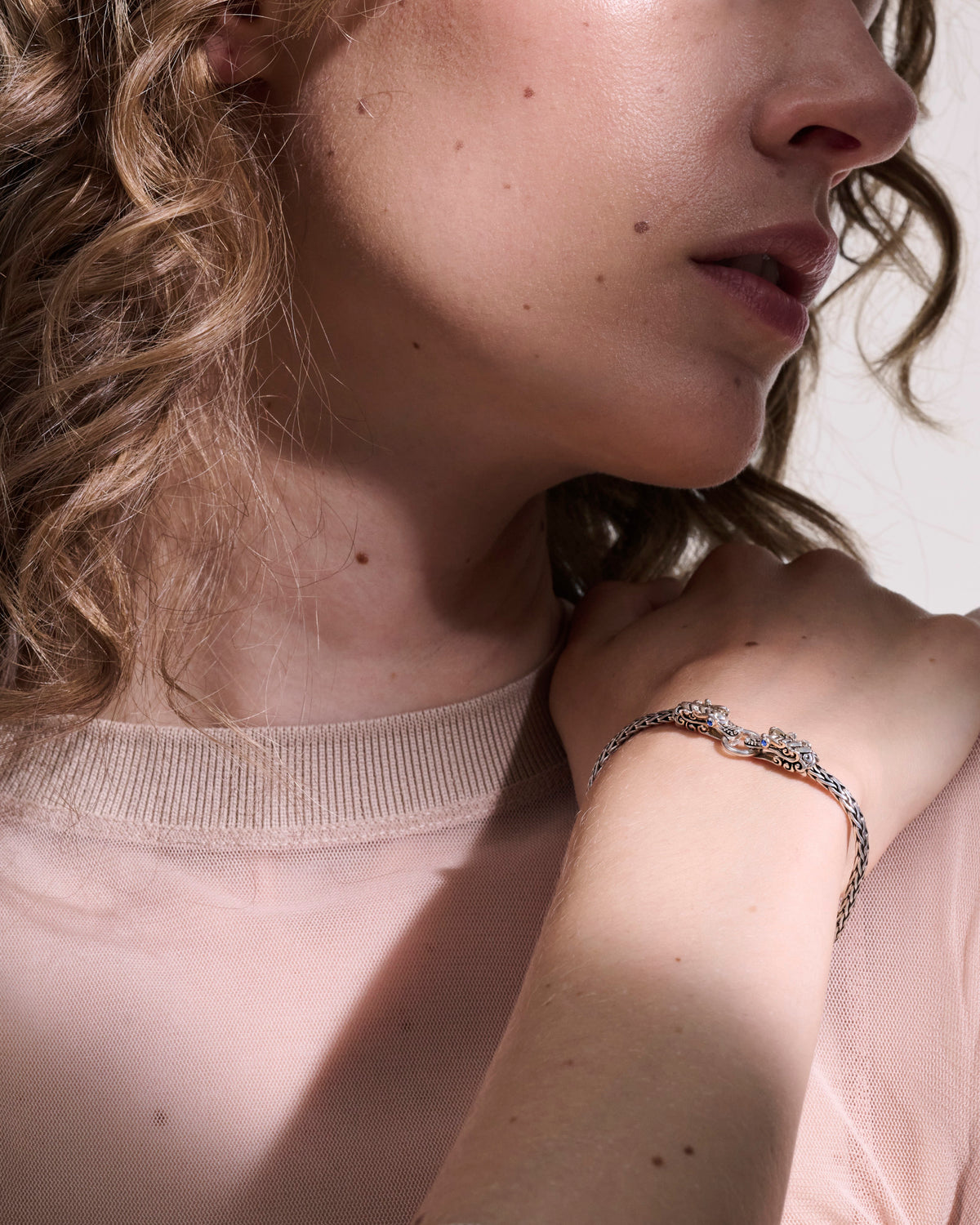 John Hardy Naga Heritage Sterling Silver Double Dragon Head Blue Sapphire Eyes Slim 3.5mm Chain Bracelet