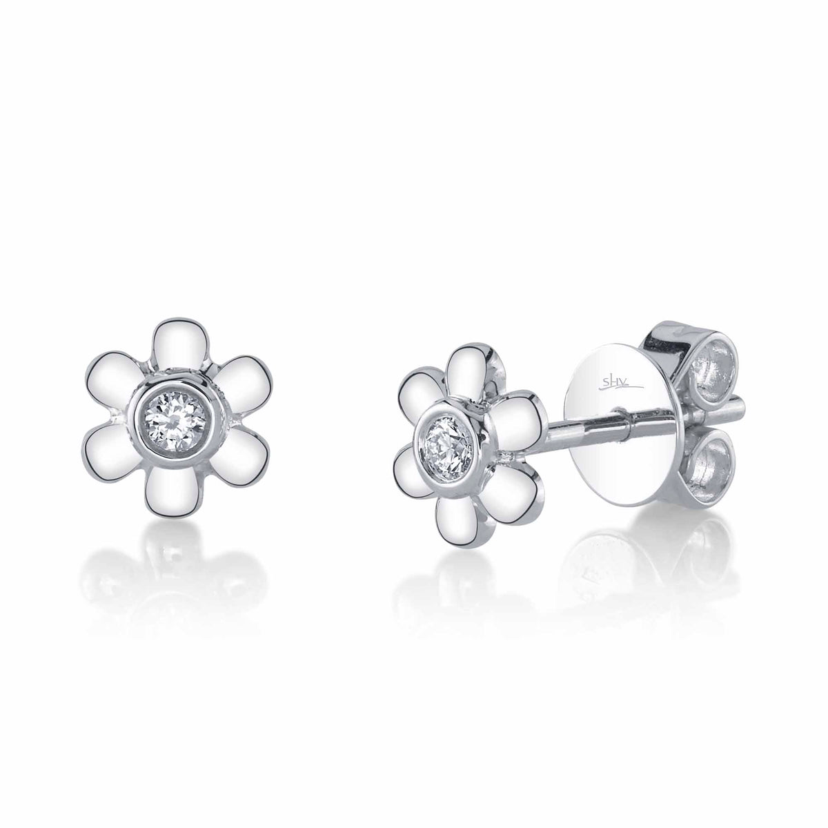 Shy Creation 14Kt White Gold Diamond Bezel Flower Stud Earrings