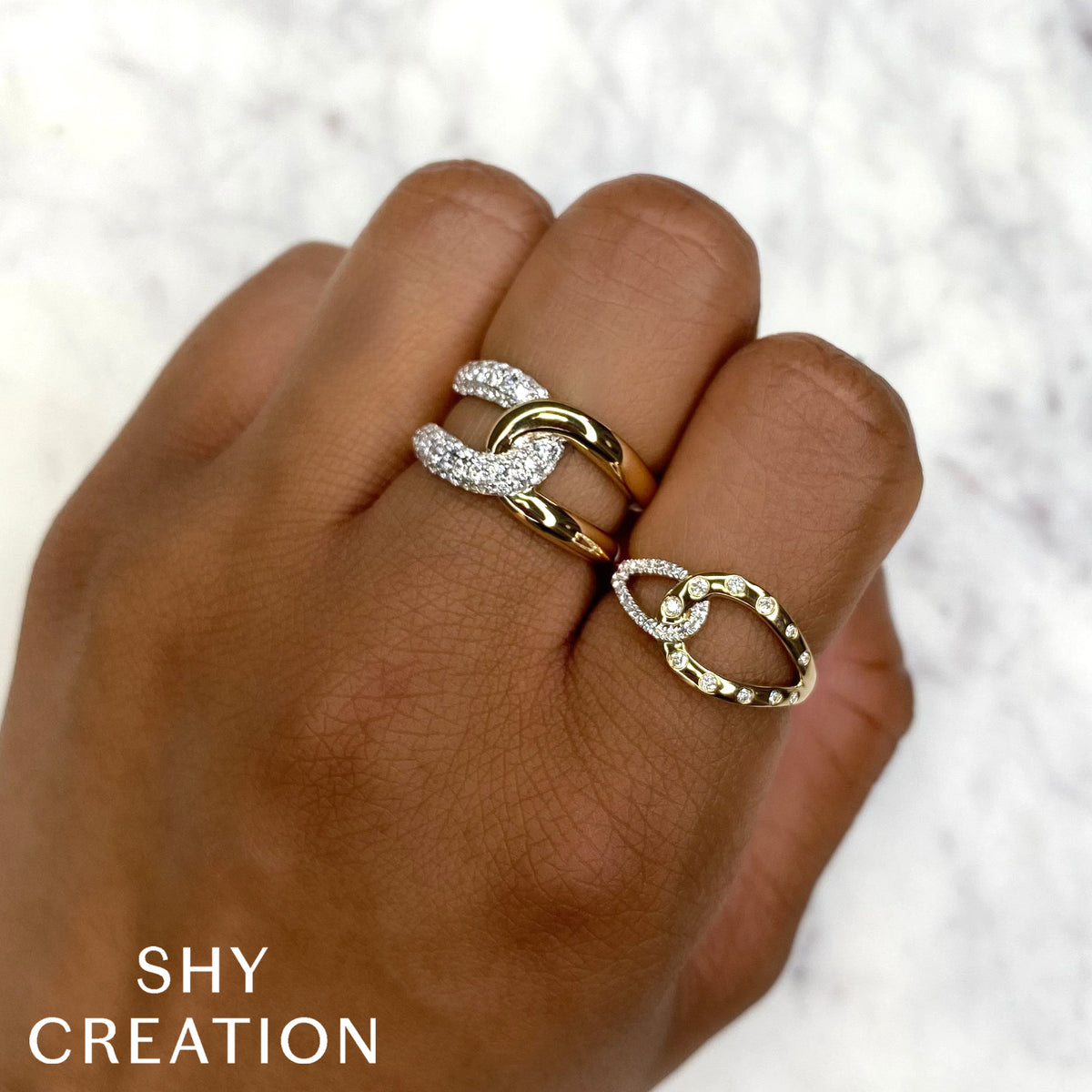 Shy Creation 14Kt Yellow Gold Interlocking & Flush Diamond Fashion Ring