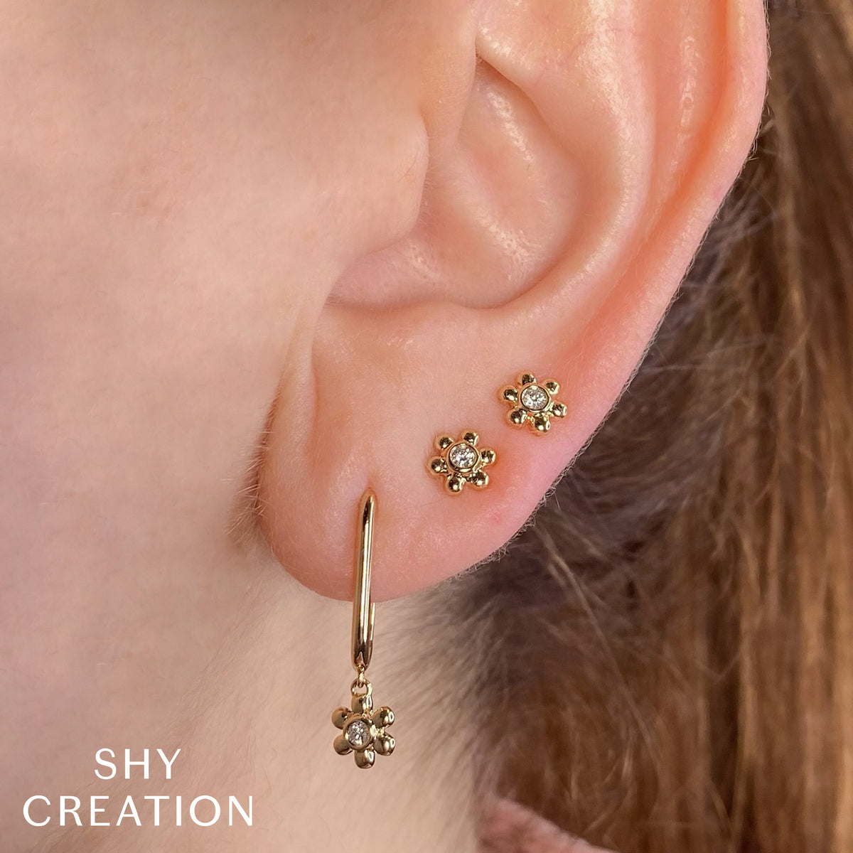 Shy Creation 14Kt Yellow Gold Diamond Bezel Flower Stud Earrings