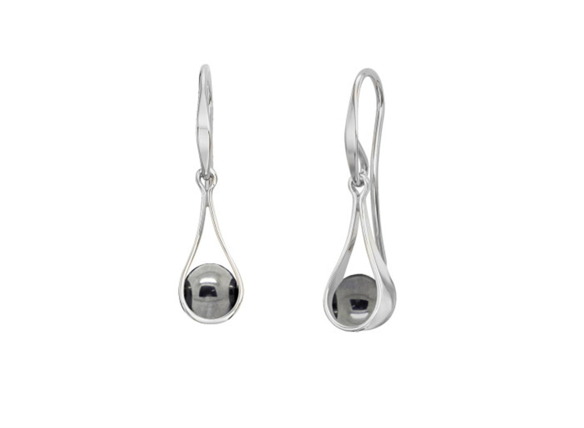 E.L. Designs Sterling Silver Captivating Swing Earrings with Hematite