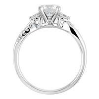 18 W Free-Form Engagement Ring With 0.22ct Natural Center Diamond