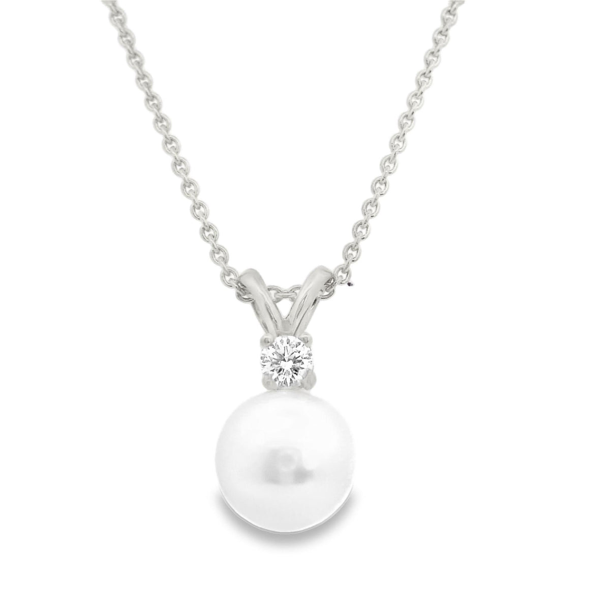 18Kt White Gold 7.5-8mm Japanese Akoya Cultured Pearl Pendant with .10Ct Natural Diamond