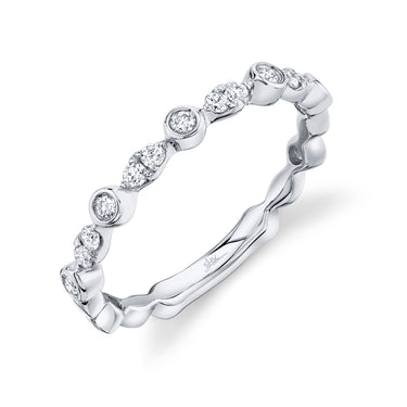 Shy Creations 14K White Gold Scalloped Stackable Band with 13  .22cttw Round Diamonds (H Color - SI1 Clarity)