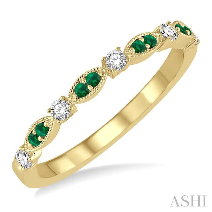 14KT Yellow Gold Emerald and Diamond Band .15CTTW