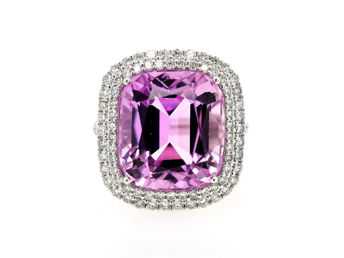 Distinctive Gem!!!  18Kt White Gold 15.21ct Kunzite Diamond Ring