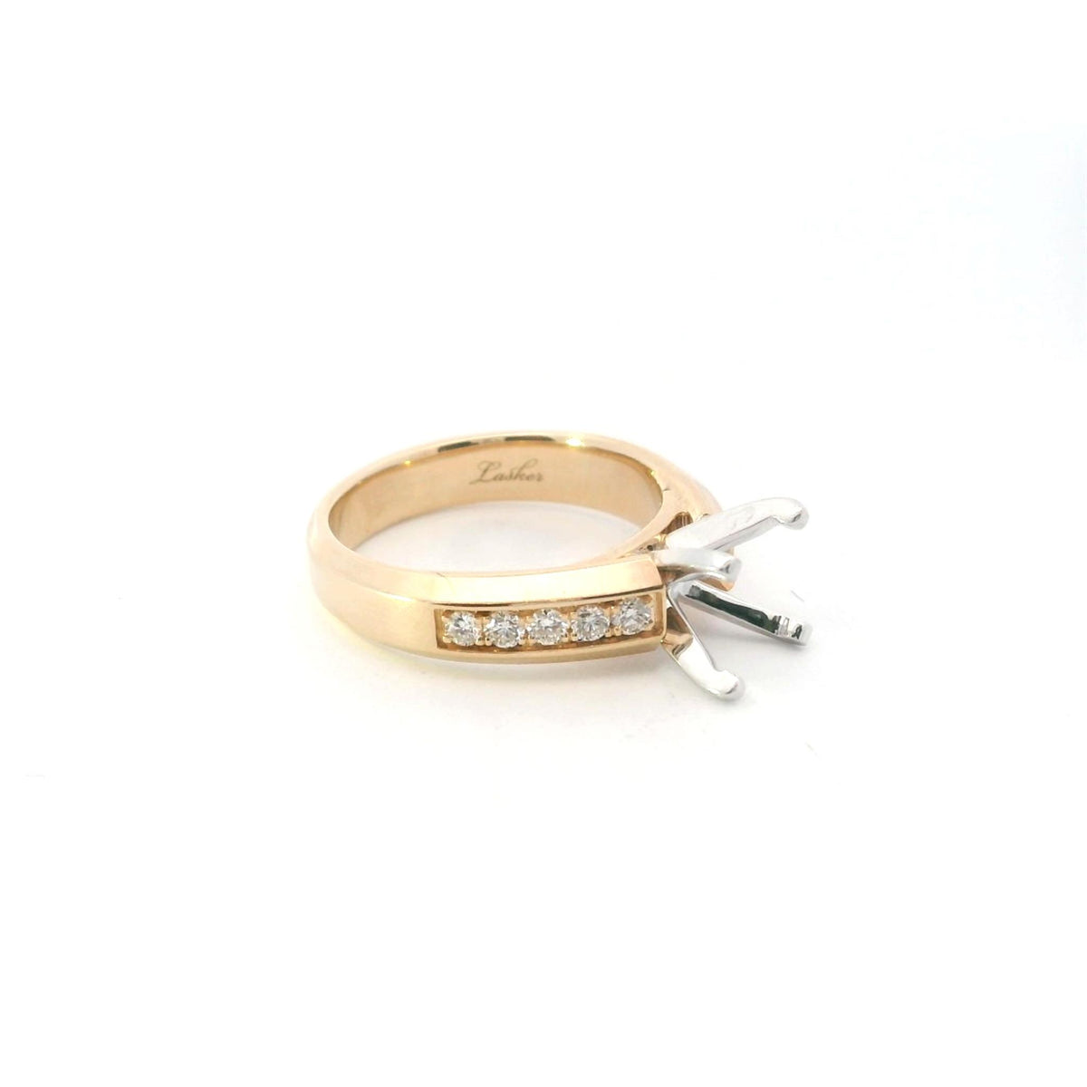 14Kt Yellow Gold Beveled Edge Engagement Ring Mounting With 0.28cttw Natural Diamonds