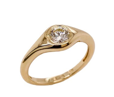 14Kt Yellow Gold Flush-Set 0.40ct Diamond Signet Ring