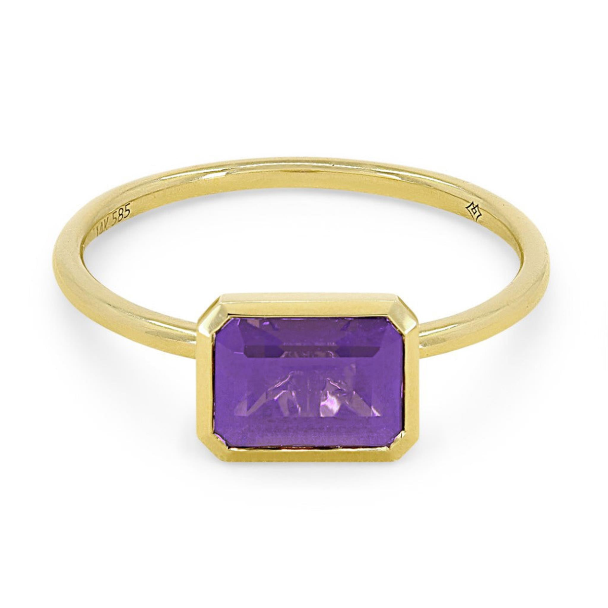 14Kt Yellow Gold Bezel Set Amethyst Ring