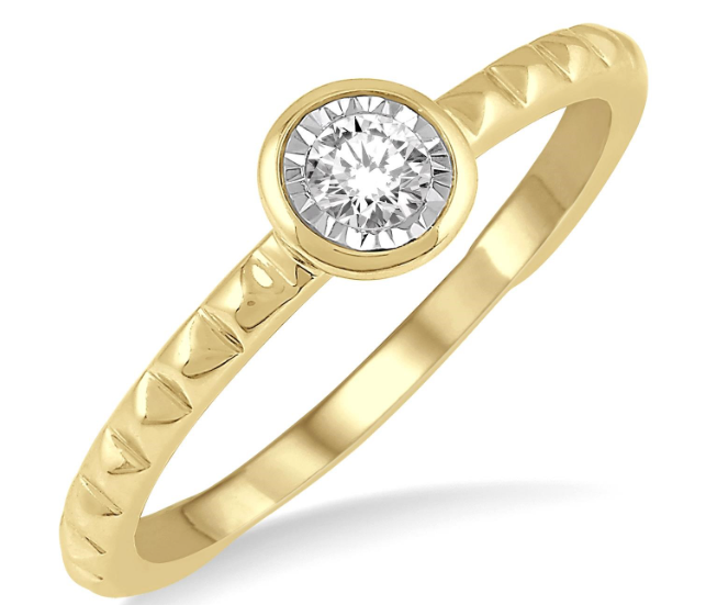 10kt Yellow Gold Bezel Set Round-Shape Pyramid Shank Diamond Promise Ring