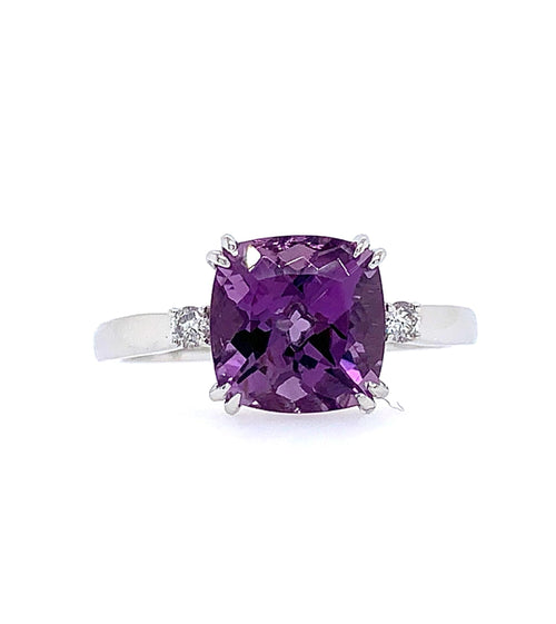 14Kt White Gold 3 Stone Gemstone Ring With 2.30ct Amethyst