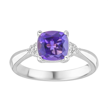 14Kt White Gold Amethyst and Natural Diamond Ring