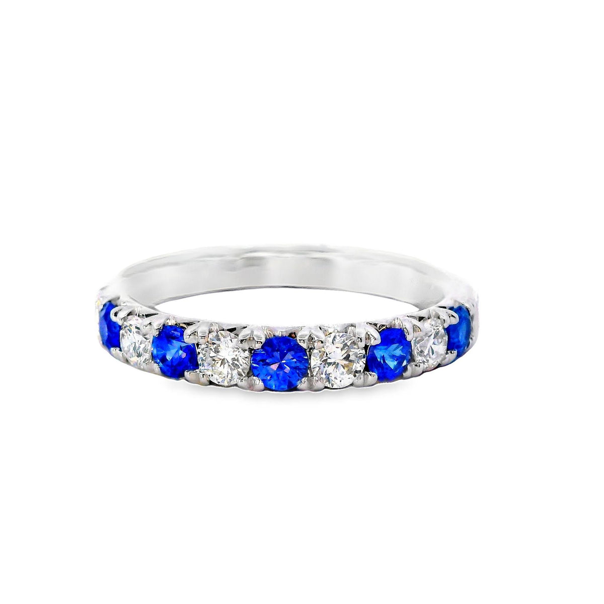 18Kt White Gold Band with Alternating Sapphire and Natural Diamonds