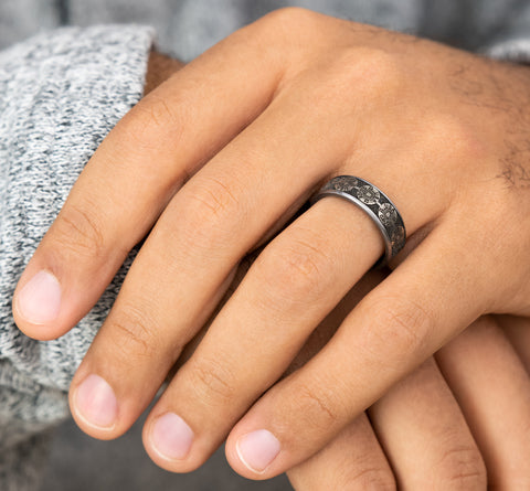 Brook & Branch Grey Tantalum & Grey/Black Titanium 'The 12 Gauge' Wedding Band